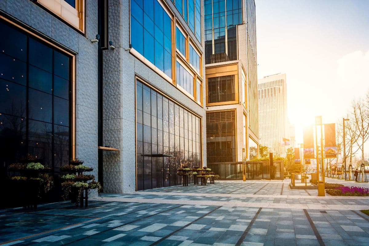 How AI Is Compressing the CRE Prospecting Timeline from Days to Minutes