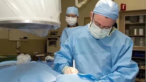Belfast Vascular Surgeon Expands Private Practice to 850+ Procedures Annually