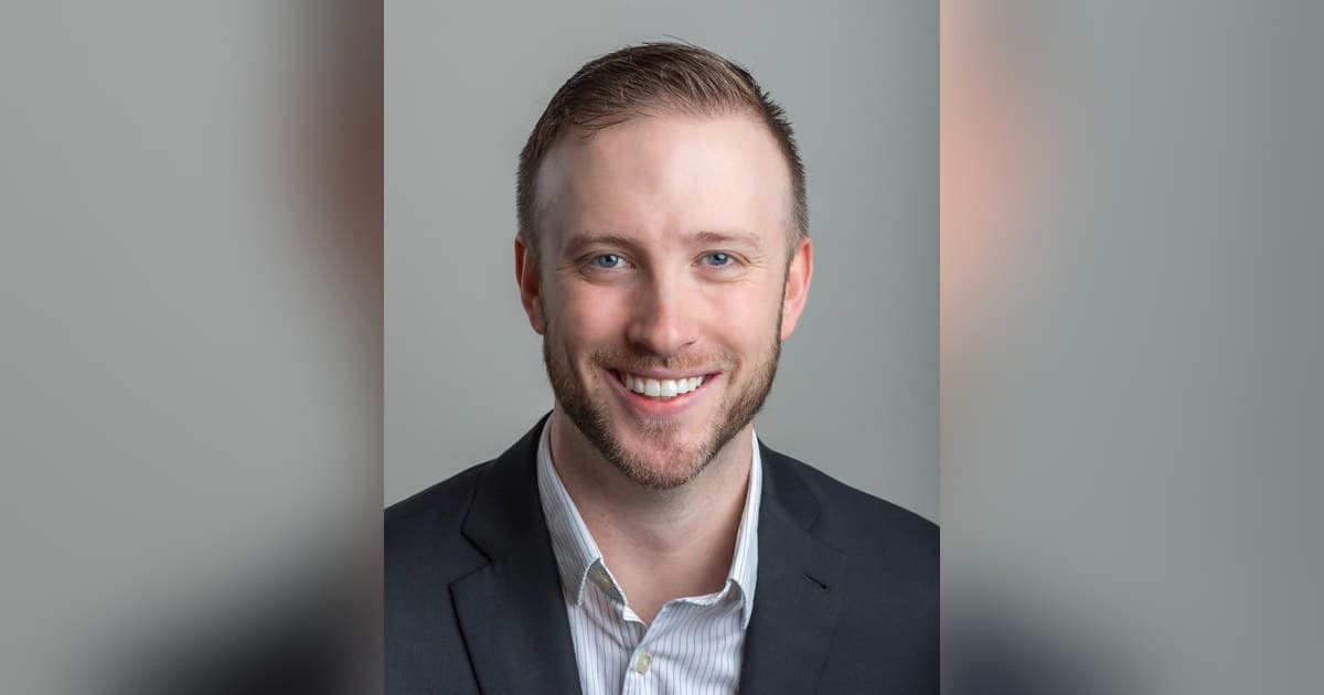 Palmer College 10-Under-10 Award Highlights Dr. Cody Rodewald's Impact on Chiropractic and Community Health
