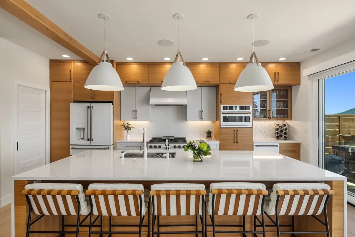 Sammamish Contractor Higgason Homes Offers Full Remodeling Services from Cabinet Updates to Structural Changes
